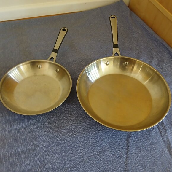 Calphalon 1390 10" 25CM Stainless Steel Fry Pan + Calphalon pan is 8 inch 20 cm - Picture 1 of 4